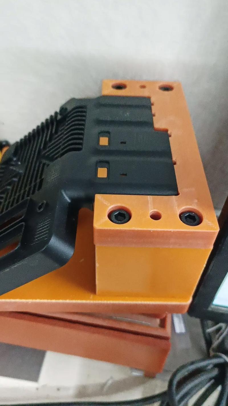 硅胶印刷治具与冲孔冲边治具的专业制造工艺解析